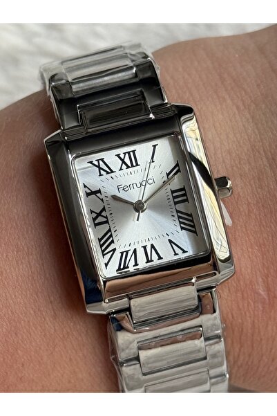 Ferrucci ساعة نسائية بإطار مربع وأرقام رومانية فضية اللون