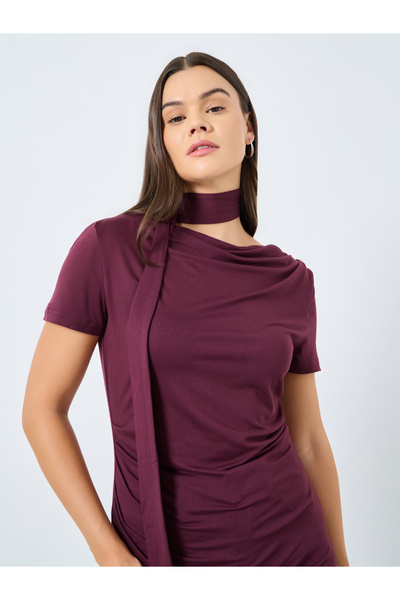 Styli Burgundy Knit Top with Tie Neck Detail