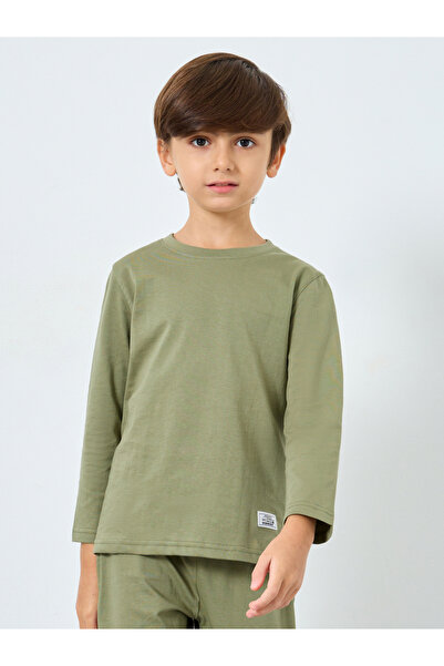 Styli Boys Green Long Sleeve T-Shirt and Joggers Set