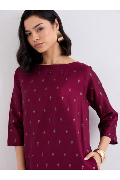 Styli Textured Foil Print Flared Jalabiya