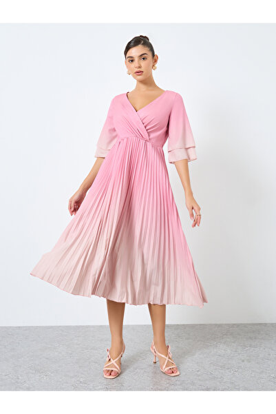 Styli Amber Print Pleated A-Line Midi Dress