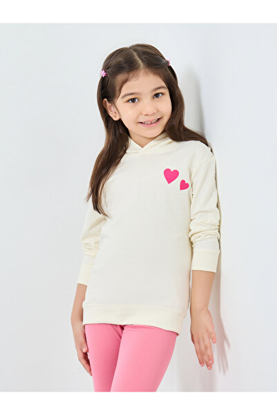 Styli Girls Off White Heart Print Hoodie