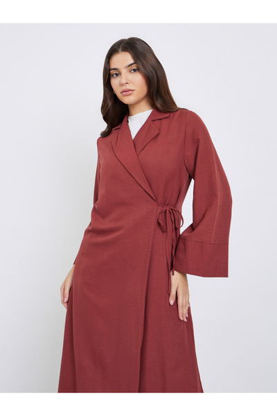 Styli Burgundy Notch Label Wrap Abaya