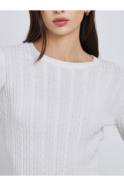 Take Two By Styli Solid Cable Knit Crew Neck Sweaters