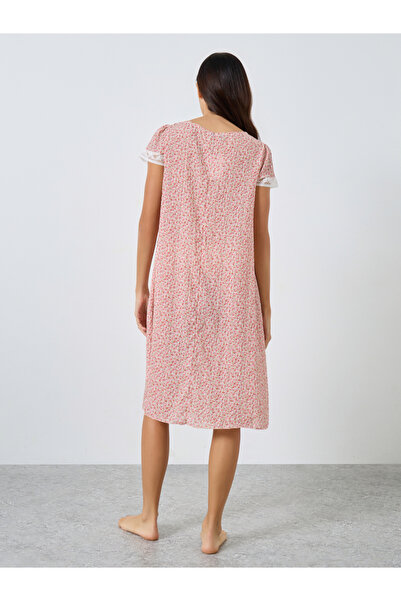 Styli Ditsy Floral Lace Trim Placket Nightdress