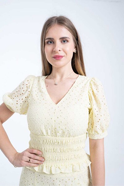 mica Polka Dot V-Neck Puff Sleeve Top