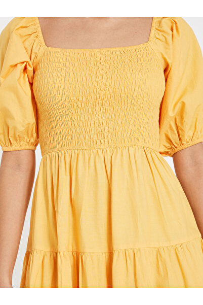 Styli Square Neck Tiered Midi Dress