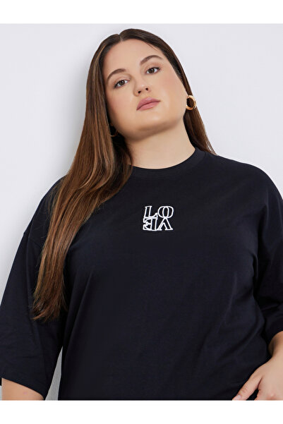 Styli Plus Size Black Love Embroidered T-Shirt