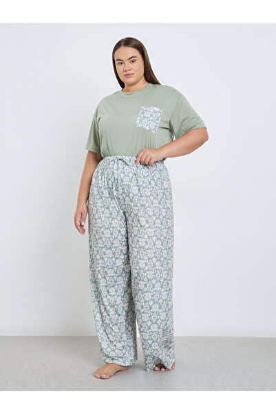 Styli Plus Damask Pocket Print T-Shirt and Pyjama Set