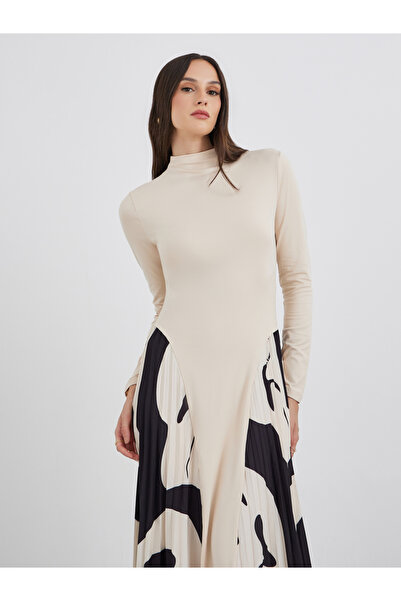 Styli Printed Pleated Long Sleeves A-Line Midi Dress