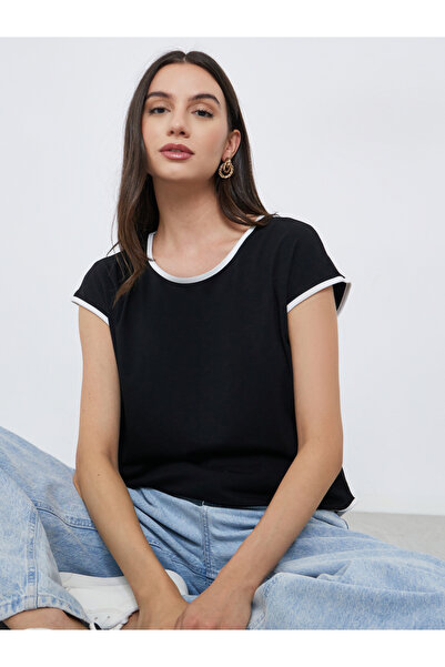 Take Two By Styli Black and White Trimmed T-Shirt
