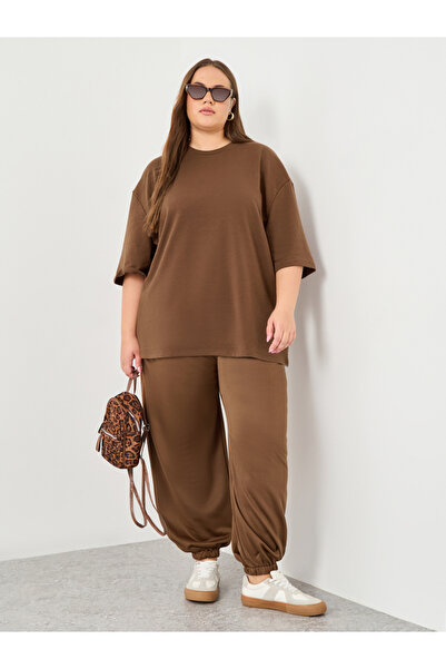 Styli Plus Size Solid Short Sleeve T-Shirt