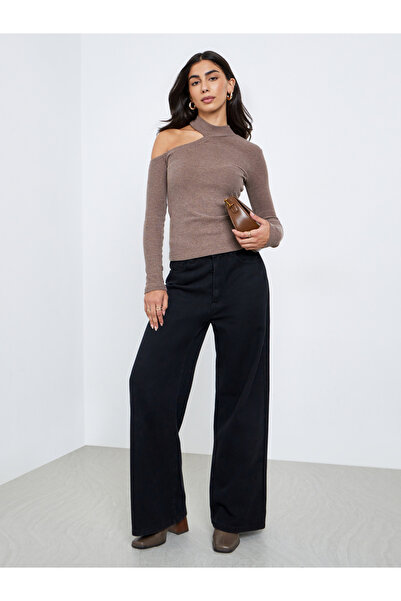 Styli Brown One-Shoulder Knit Top