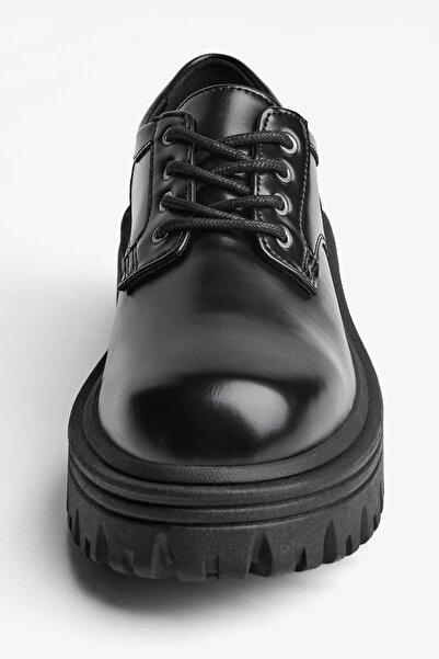 Bershka Kalın tabanlı blucher ayakkabı