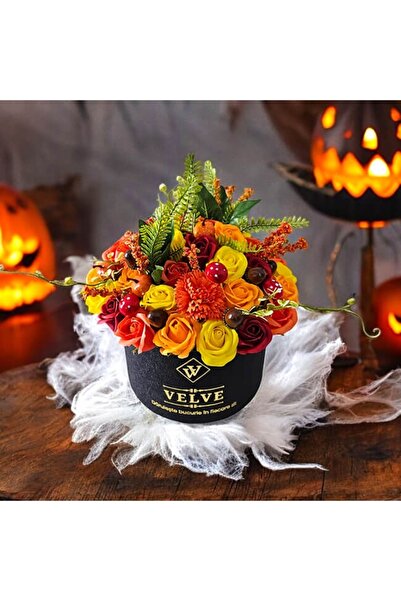 velve Aranjament Floral de Halloween Amber Dream,49 Trandafiri,Garoafe din Să...