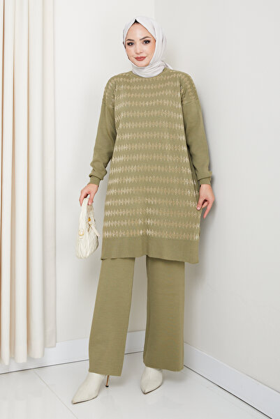 KAYA BUTİK طقم تريكو تونيك مع بنطلون بنقشة البقلاوة اللامعة