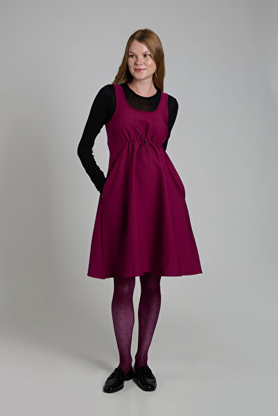 Lynmama Mes603 Burgundy Maternity Dress – Stylish and Comfortable, Ruched Design