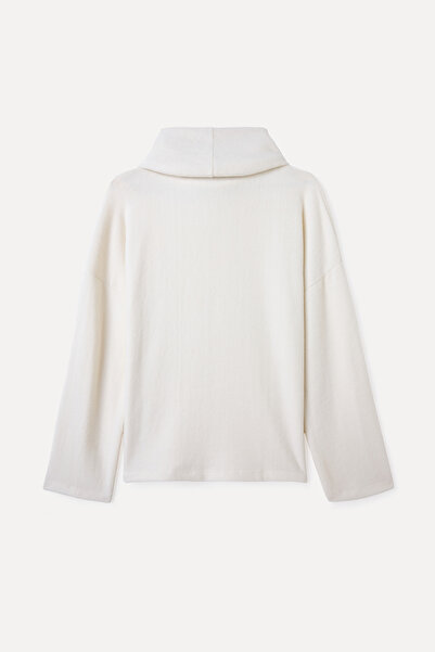 Mudo Stand Collar Sweatshirt