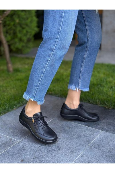 DİVA Black Leather Elastic Zippered Women's Casual Shoes