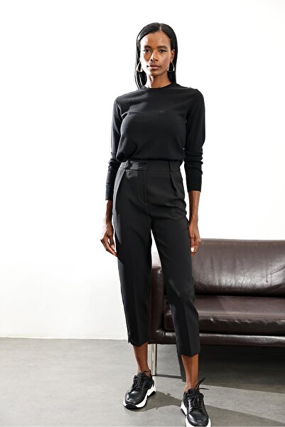 5in1Canpolat Black Crepe Carrot Pants 9796