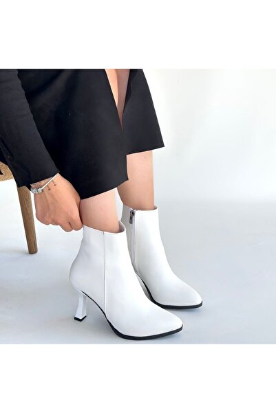 Erbilden Mişha Beyaz Cilt Topuklu Bot