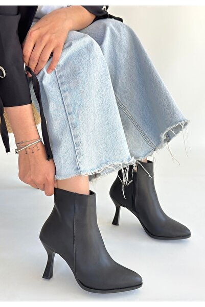 Erbilden Mişha Siyah Cilt Topuklu Bot