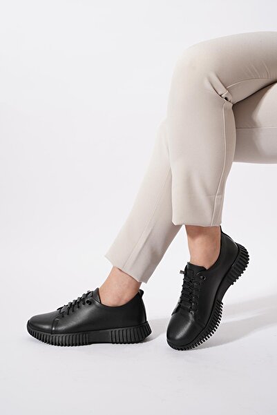 Moda Pie Aria Pileli Bağlı Hakiki Deri Kadın Ayakkabı Siyah Cilt