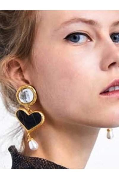 Bo Takı ve Aksesuar heart pendant earrings
