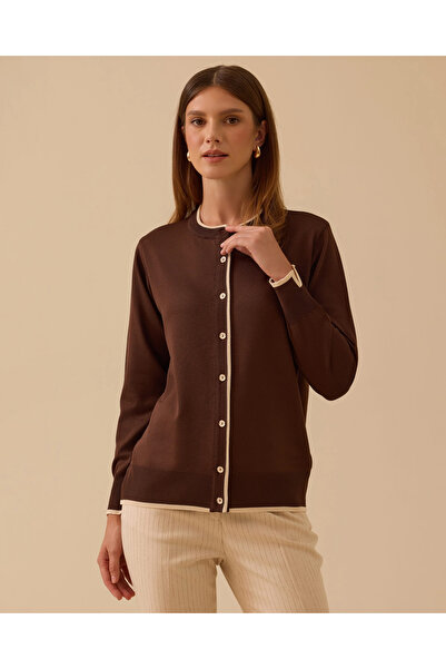 SEÇİL Biye Detaylı Düğmeli Triko Hırka