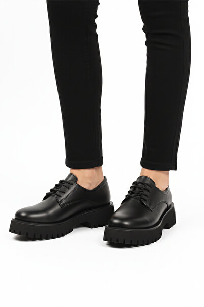 AYAKMOD حذاء كاجوال نسائي ذو نعل سميك جلد أسود 572451 Z