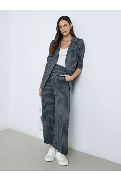 Styli Striped Mid Rise Wise Leg Pants