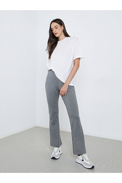 Styli Charcoal Grey Plain Flared Leggings