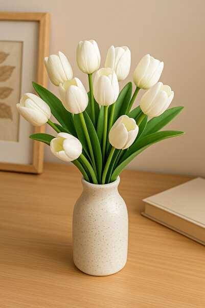 OGWANTO 8 زهور توليب صناعية ذات ملمس رطب - أبيض فاتح