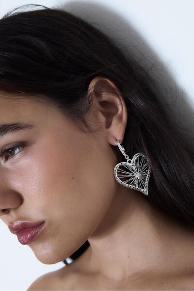 Stradivarius Metal kalp küpeler