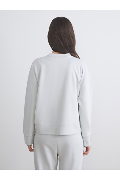 LC Waikiki Sparkling Choices from Shining Store |   Crew Neck Women's Sweatshirt