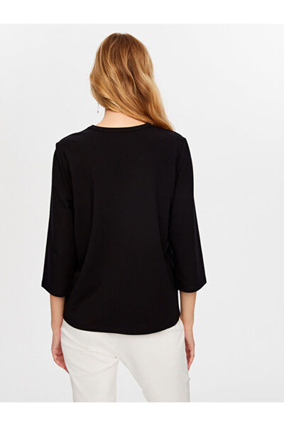 Faik Sönmez Round Neck 3/4 Sleeve T-Shirt with Stone Detail on the Collar W26Tsh072