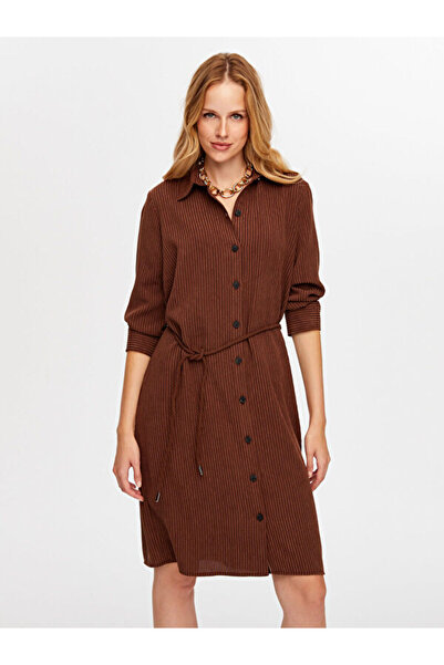 Faik Sönmez Kuşaklı Kendinden Dokulu Şönil Elbise W26ELB023