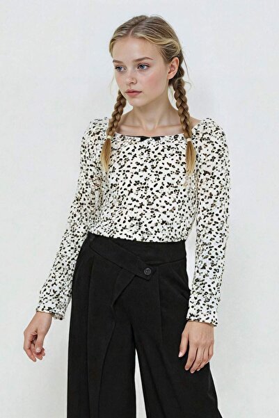 DeFacto Girls Slim Fit Tight-Fitting Floral Wrinkle Long-Sleeved T-Shirt G2599A825Au