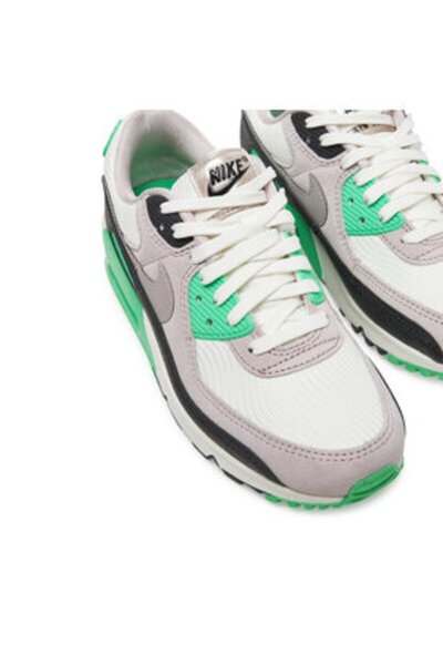 Nike Γυναικεία Αθλητικά Παπούτσια FJ3208 λευκά
