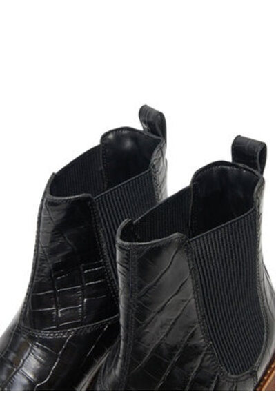 CLARKS Γυναικείες Μπότες Chelsea 26178748 Μαύρες