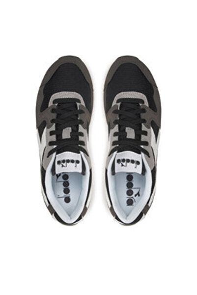 Diadora γυναικεία αθλητικά παπούτσια 101.179718 C4699 μαύρο