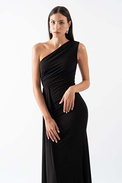 Spazio Fawcett Tek Omuz Bele Oturan Yandan Şal Detaylı Uzun Abiye Elbise SİYAH