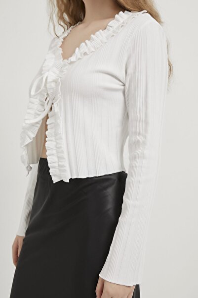 Arma Life Armalife 2781 Lace-Up Women's Bluz with Ruffle Detail