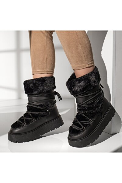 Modlet.ro Women's black faux fur lined lace-up boots MOD12901