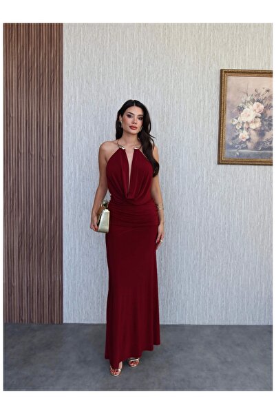 ESRAHELVACI Λεπτομέρεια αξεσουάρ Μακρύ φόρεμα με χαμηλό κούρεμα