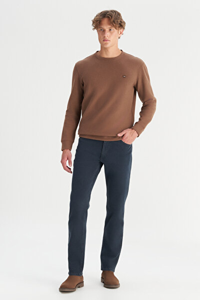 WRANGLER Greensboro Straight Fit ίσιο κοψίματος με χαμηλή μέση, ελαστικό μπλε τζιν παντελόνι από βαμβάκι