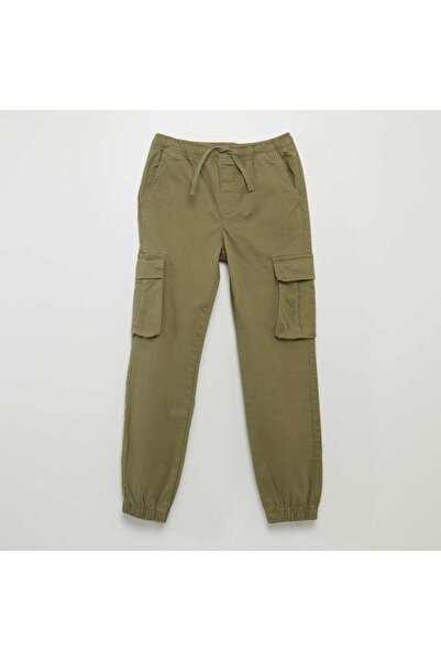 KIABI Stretchy multi-pocket trousers GREEN