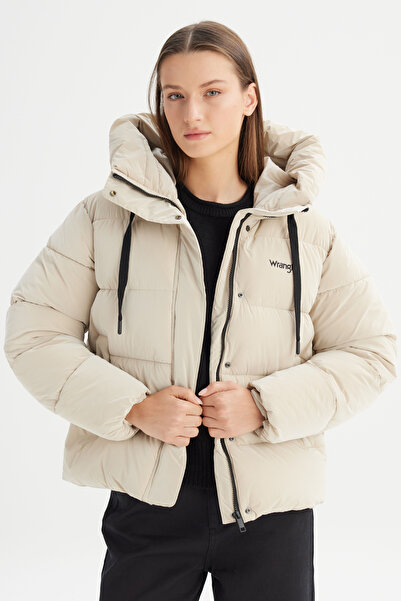 WRANGLER معطف بيج بقلنسوة ذو قصة عادية ومقاس منتظم