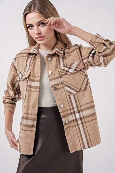 Hiccup Bdart Pocket Detailed Checkered Buttoned Shirt