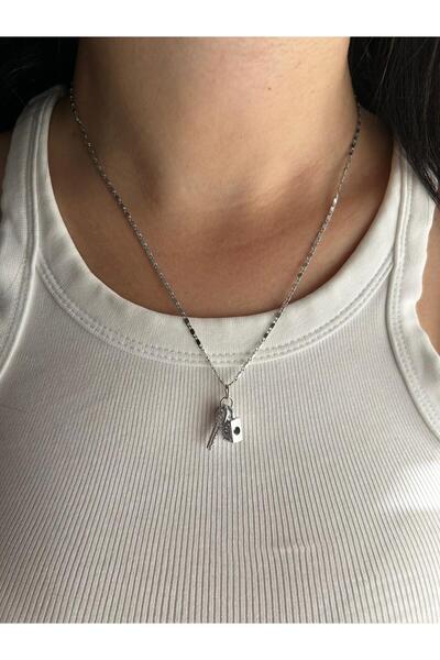 Fiamoss قلادة المفتاح والقفل للنساء